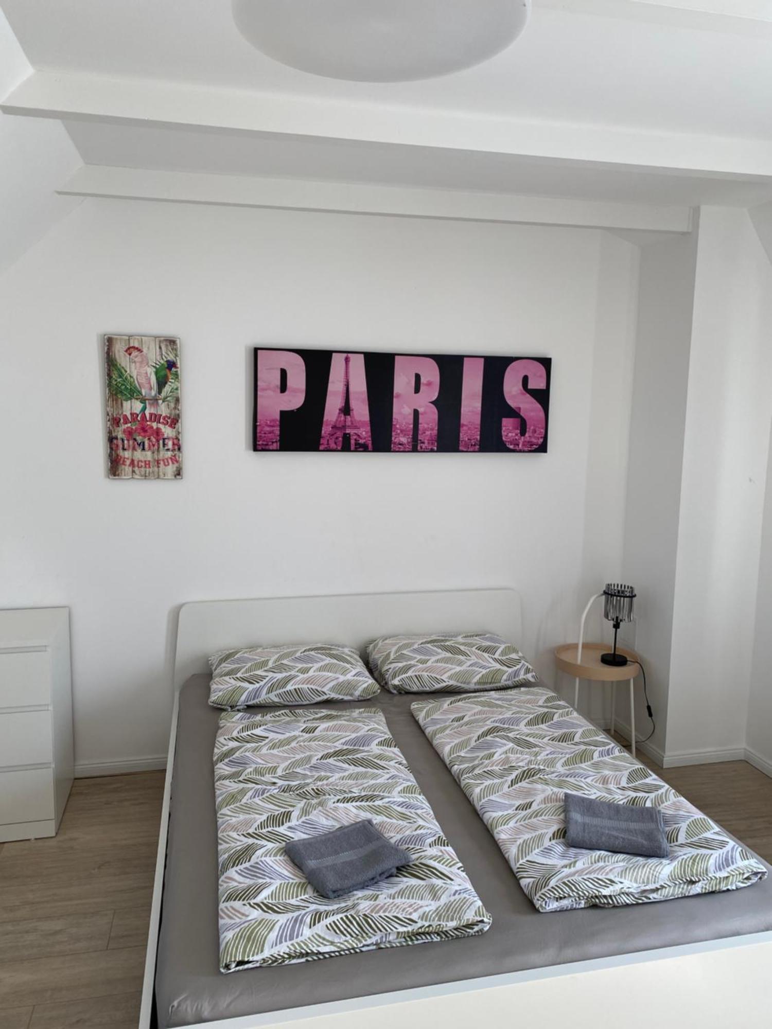 R77 Apartment Downtown - Penthouse Budapest Exteriör bild