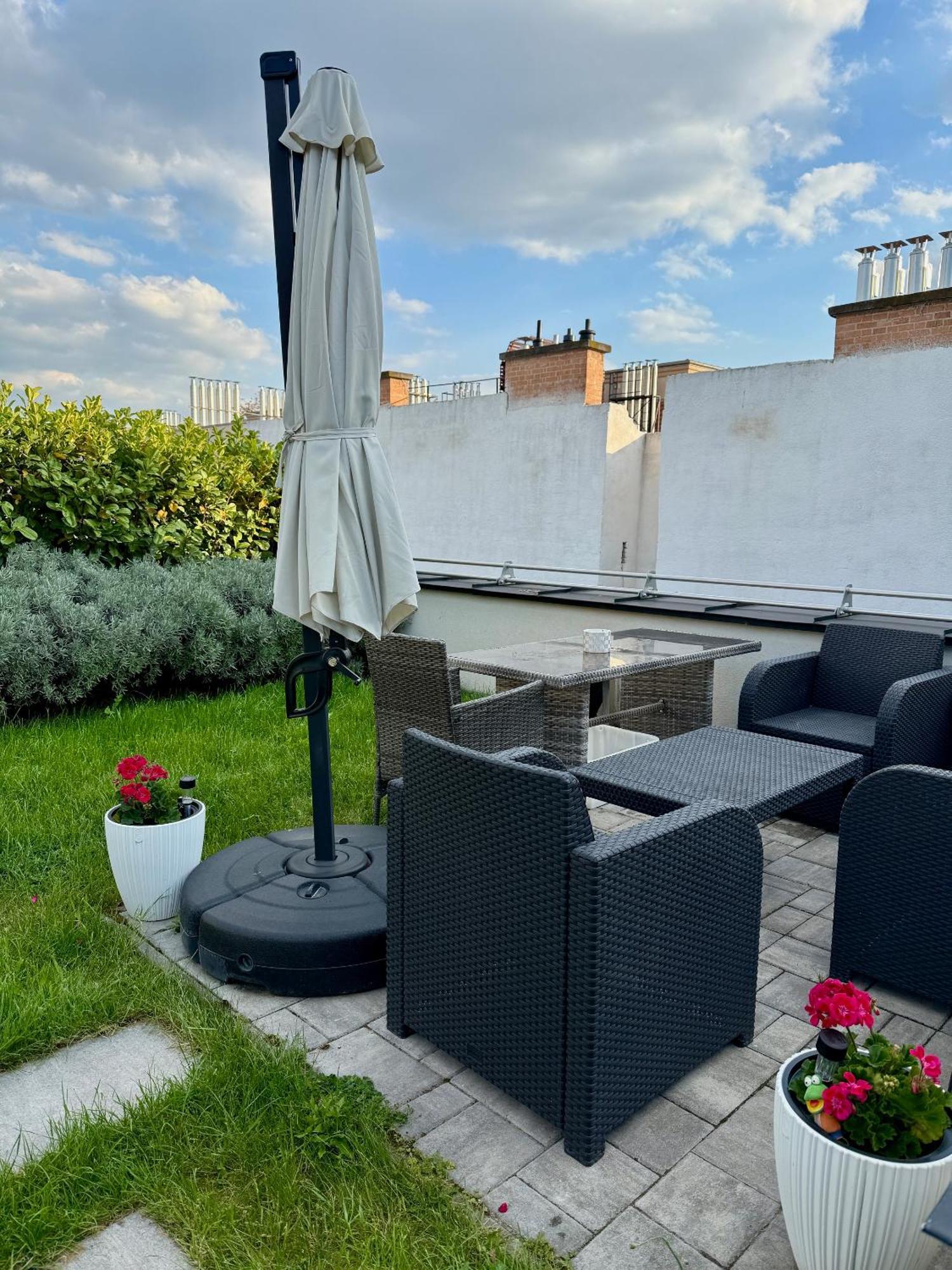 R77 Apartment Downtown - Penthouse Budapest Exteriör bild